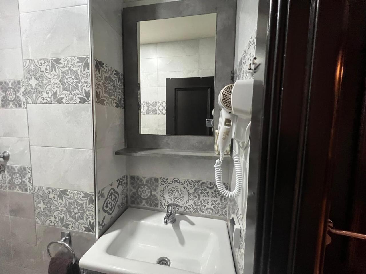 Апартаменты Moja House Эс-Сувейра Экстерьер фото